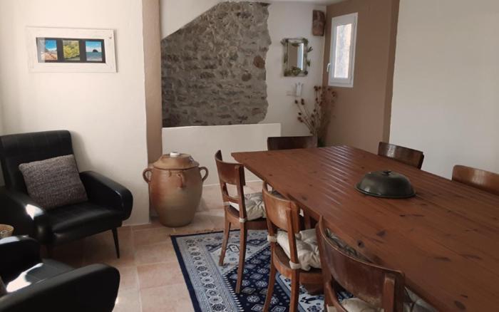Gite De Barbusse Tornac Exterior foto